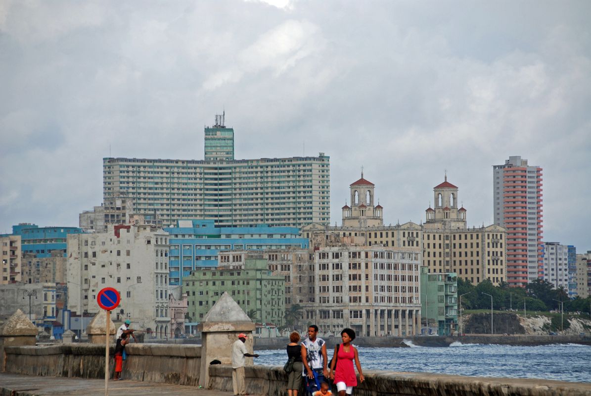 23 Cuba - Havana Vedado - Edificio Focsa, Hotel Nacional, and Malecon